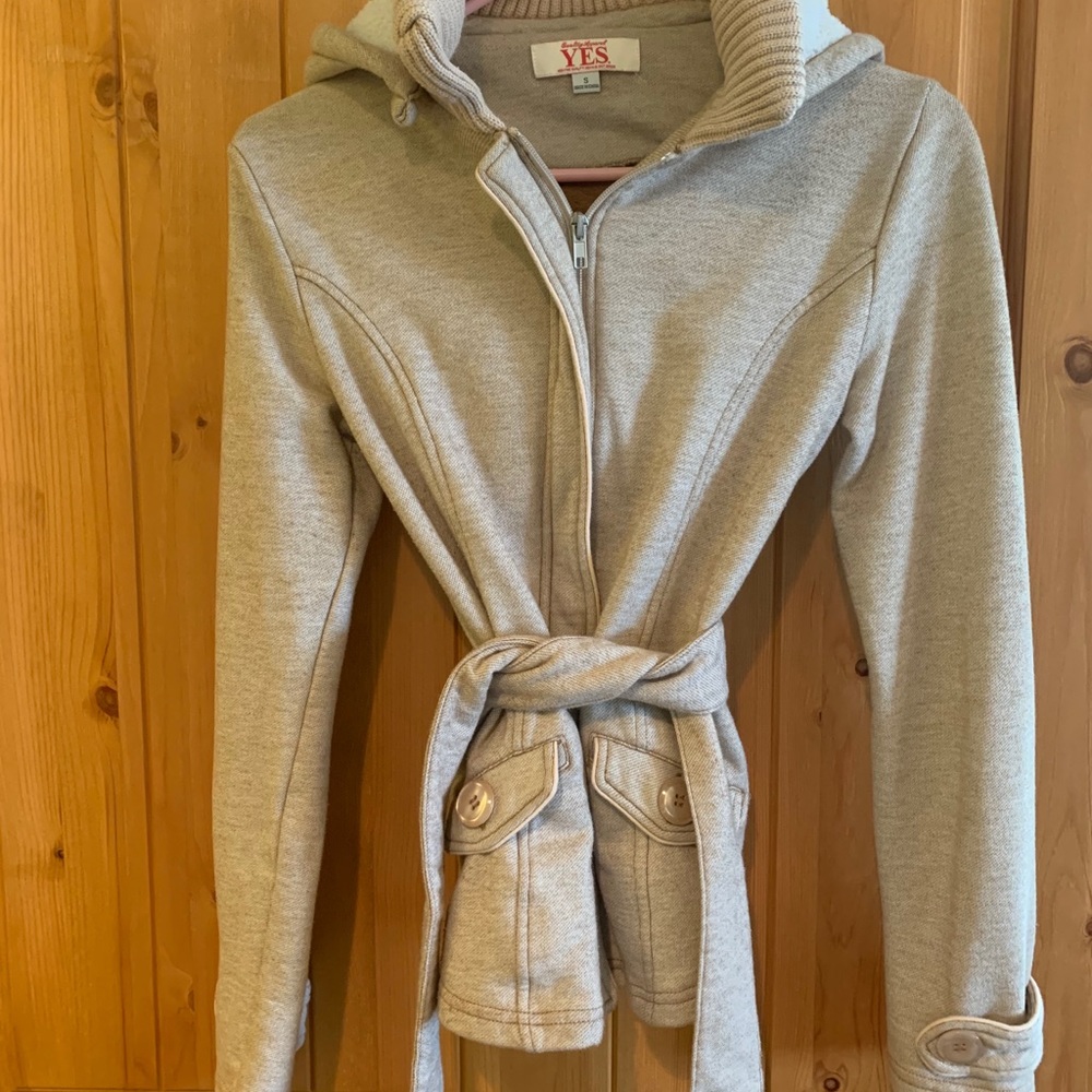 Trendy fall or spring light weight jacket